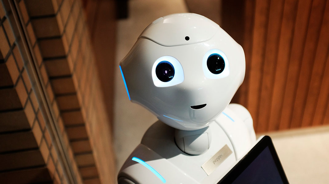 ¿Lograrán sustituir los robots el trabajo del social media?